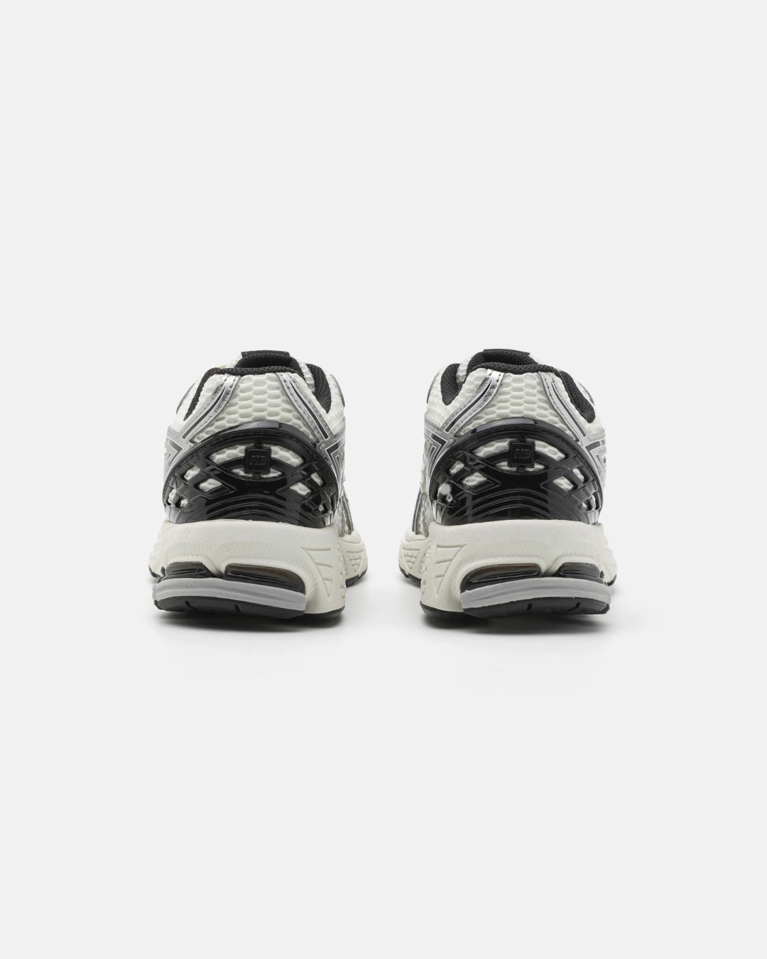 New BALANCE PC1906ER